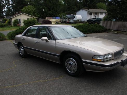 Used 1992 Buick Le Sabre Limited FWD image 2