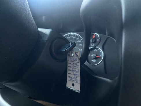 Used 2015 GMC Savana 2500 image 7
