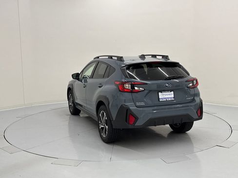 Used 2024 Subaru Crosstrek 2.0i Premium AWD/4WD image 3