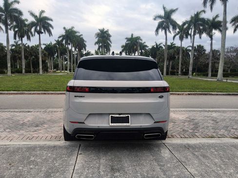 Used 2023 Land Rover Range Rover Sport SE Dynamic AWD/4WD image 19