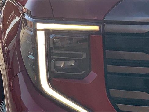 Used 2022 GMC Sierra 1500 AT4X AWD/4WD image 28