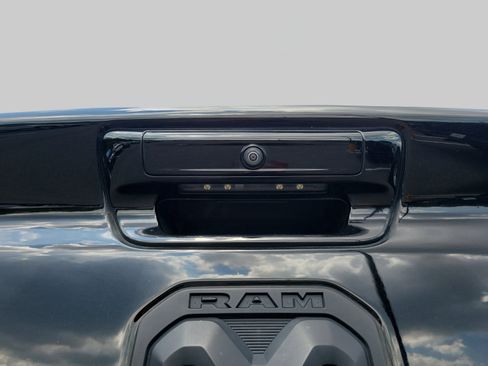 Used 2024 RAM 1500 Big Horn RWD image 31