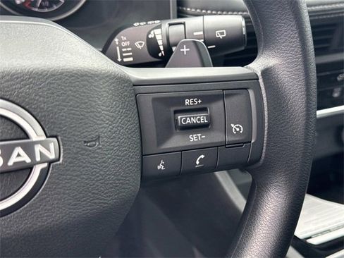New 2026 Nissan Rogue S image 25