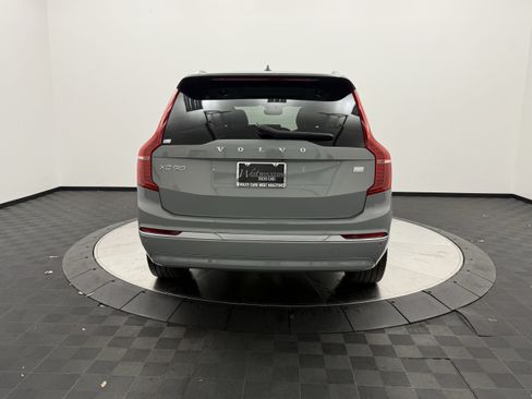 Certified 2024 Volvo XC90 T8 Plus AWD/4WD image 6