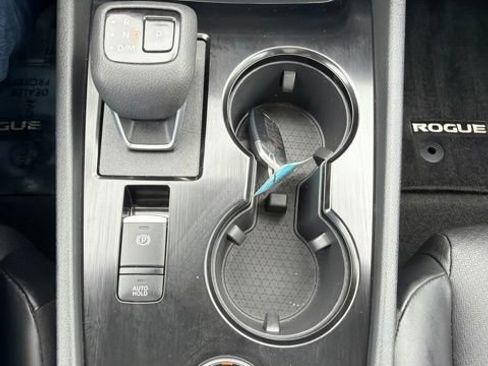 Used 2023 Nissan Rogue SV w/ SV Premium B Package AWD/4WD image 39