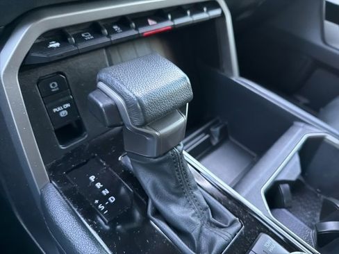 Used 2023 Toyota Tundra Limited image 17