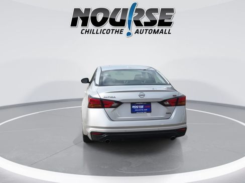 Used 2025 Nissan Altima 2.5 SR AWD/4WD image 7