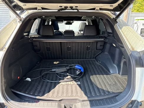 Used 2022 Toyota RAV4 XSE w/ Premium Package AWD/4WD image 14