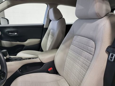 Certified 2023 Honda HR-V LX image 13