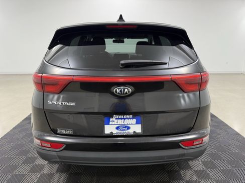 Used 2018 Kia Sportage LX image 4