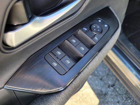 New 2026 Nissan Kicks SV image 10