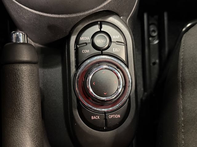 Used 2023 MINI Cooper S w/ Signature Upholstery Package FWD image 30
