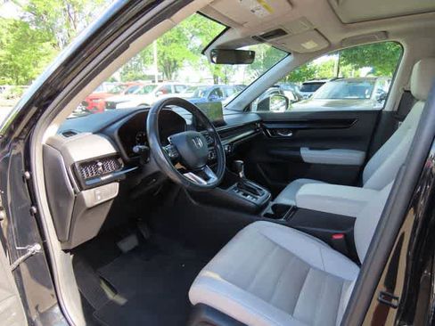 Used 2023 Honda CR-V EX-L image 2