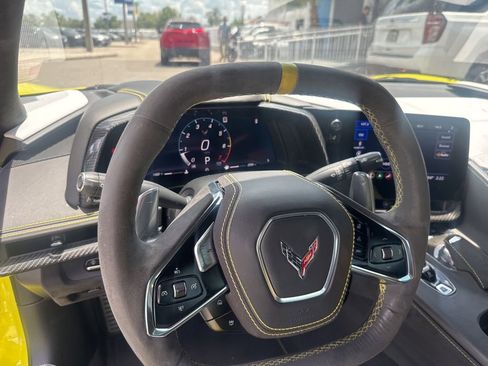 Used 2022 Chevrolet Corvette Stingray Premium Conv RWD image 14