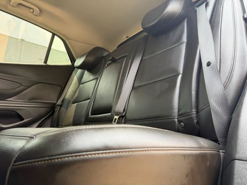 Used 2014 Buick Encore Leather FWD image 9