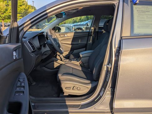 Used 2019 Hyundai Tucson SEL FWD image 12