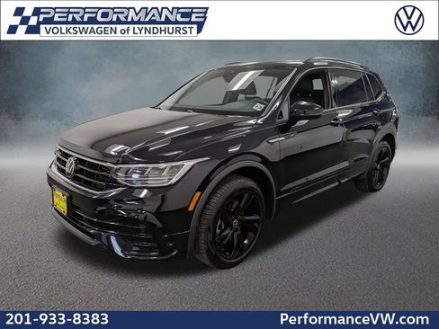 Used 2023 Volkswagen Tiguan SE R-Line AWD/4WD image 1