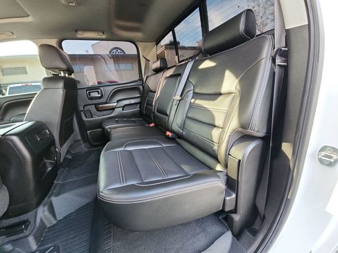 Used 2019 GMC Sierra 2500 Denali image 25