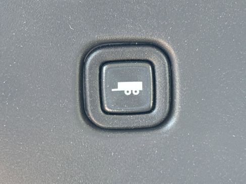 New 2025 GMC Savana 3500 w/ Power Convenience Package RWD image 29