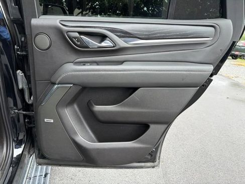 Used 2021 GMC Yukon Denali w/ Denali Ultimate Package AWD/4WD image 13