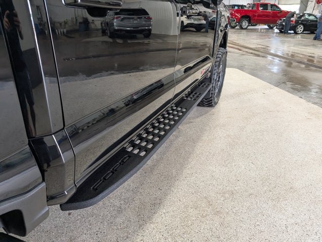 Used 2023 Ford F250 Lariat w/ Lariat Ultimate Package AWD/4WD image 11
