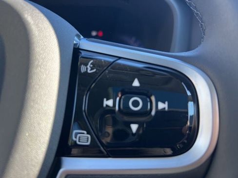 New 2026 Volvo XC60 B5 Plus w/ Climate Package image 28