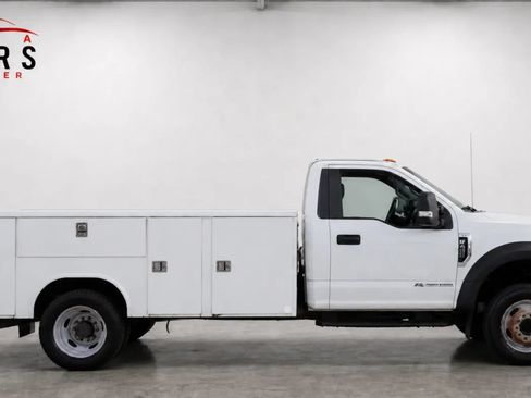 Used 2018 Ford F450 XL w/ Power Equipment Group RWD image 1