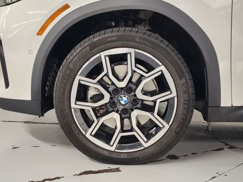 Used 2026 BMW X2 xDrive28i AWD/4WD image 8