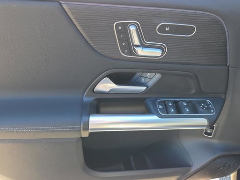 Used 2026 Mercedes-Benz GLA 250 image 25