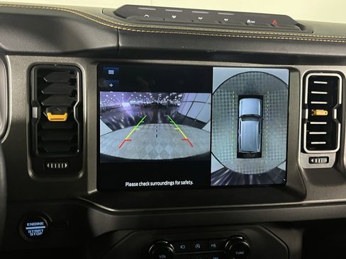 Used 2024 Ford Bronco Badlands image 21