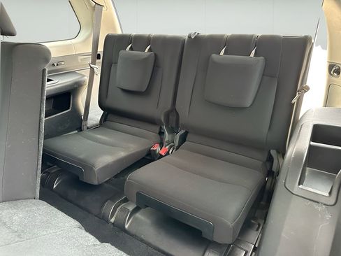 Used 2024 Toyota 4Runner SR5 image 29