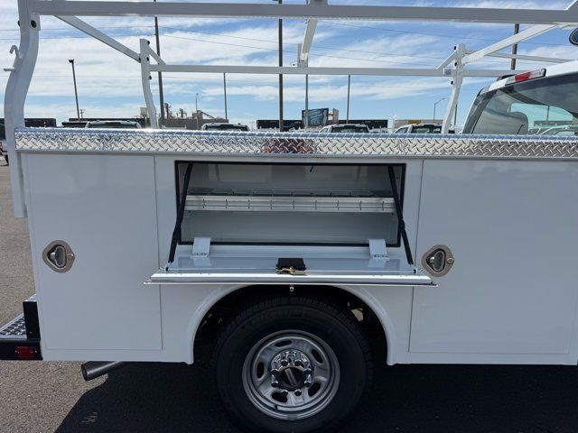 New 2027 Ford F250 XL w/ XL Chrome Package RWD image 8