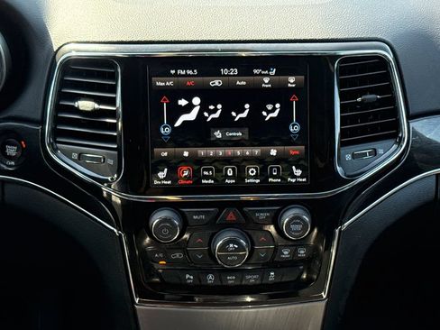 Used 2021 Jeep Grand Cherokee Trailhawk AWD/4WD image 14