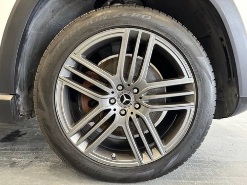 Used 2022 Mercedes-Benz GLS 450 GLS 450 4MATIC Sport Utility 4 image 62