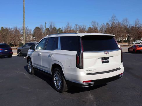 Used 2022 Cadillac Escalade Premium Luxury w/ Performance Package image 10