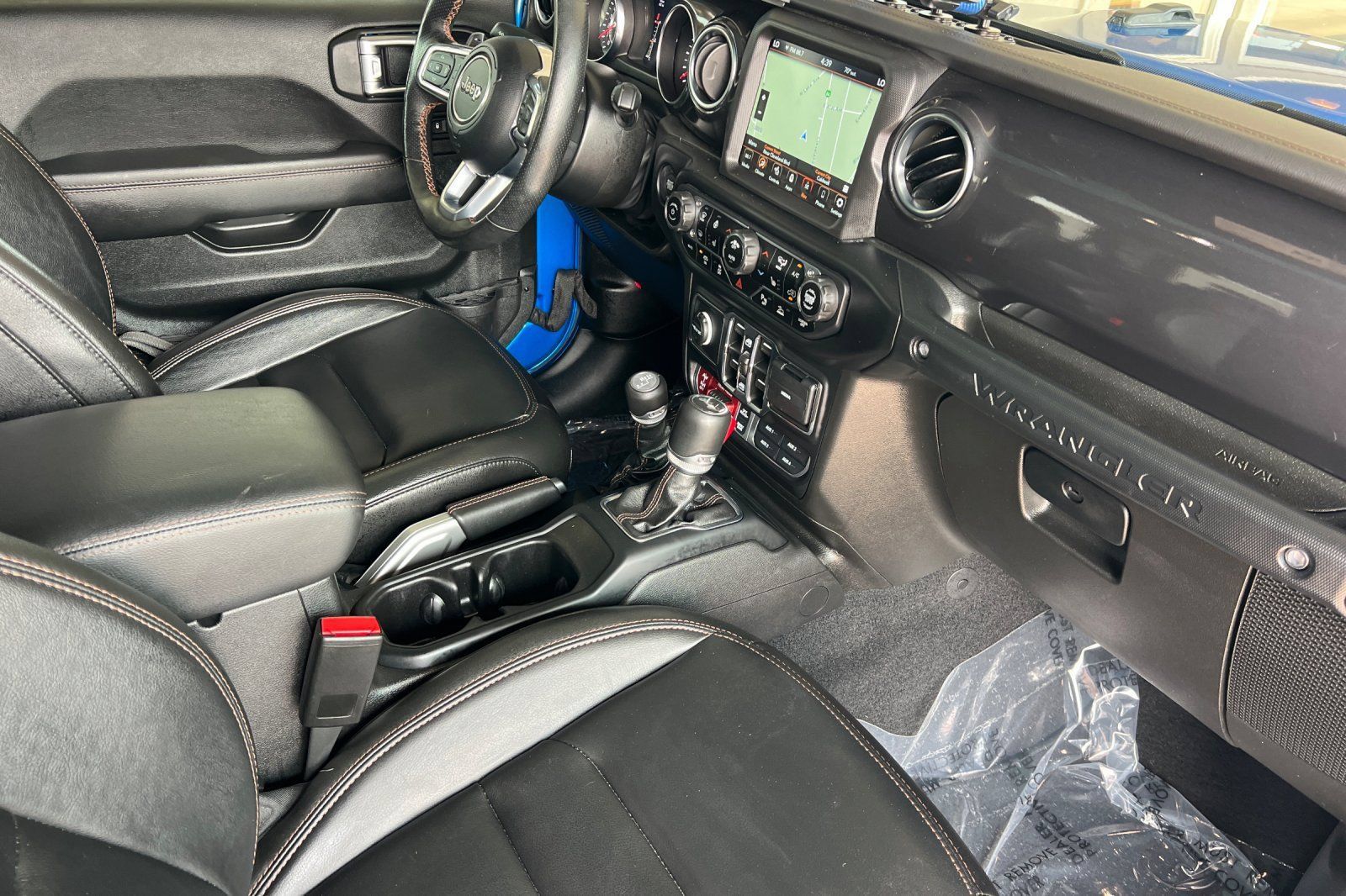 Used 2022 Jeep Wrangler Unlimited Rubicon AWD/4WD image 18