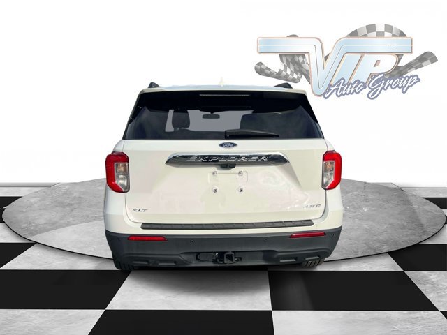 Used 2023 Ford Explorer XLT AWD/4WD image 5