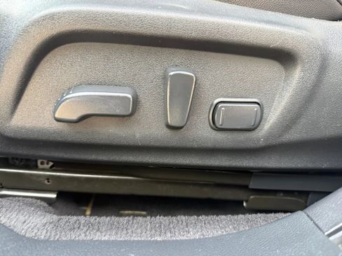 Used 2016 Subaru Outback 2.5i Limited AWD/4WD image 17
