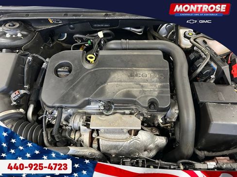 Used 2022 Chevrolet Malibu LT image 32