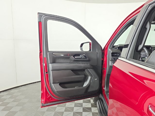 Certified 2025 GMC Yukon XL Elevation w/ Elevation Premium Package AWD/4WD image 25