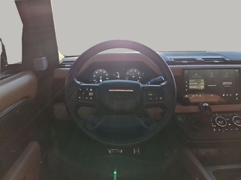 Used 2024 Land Rover Defender 130 X image 24