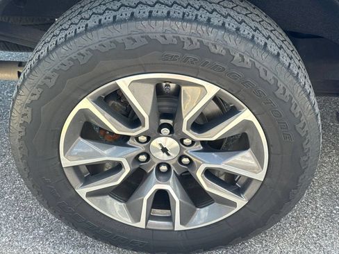 Used 2021 Chevrolet Silverado 1500 RST w/ Z71 Off-Road Package AWD/4WD image 8
