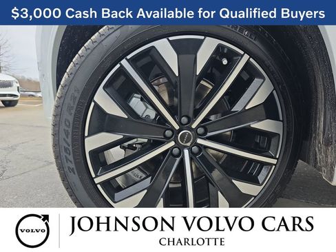 New 2026 Volvo XC90 B6 Ultra w/ Protection Package image 37