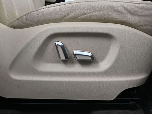 Used 2014 Audi Q5 2.0T Premium Plus w/ Premium Plus Package image 43