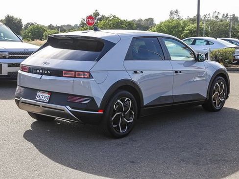 Certified 2024 Hyundai Ioniq 5 SEL RWD image 5