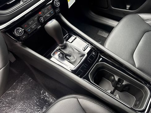 New 2026 Jeep Compass Limited image 26