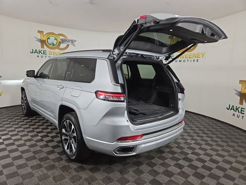 Used 2022 Jeep Grand Cherokee L Overland w/ Advanced Protech Group III image 33