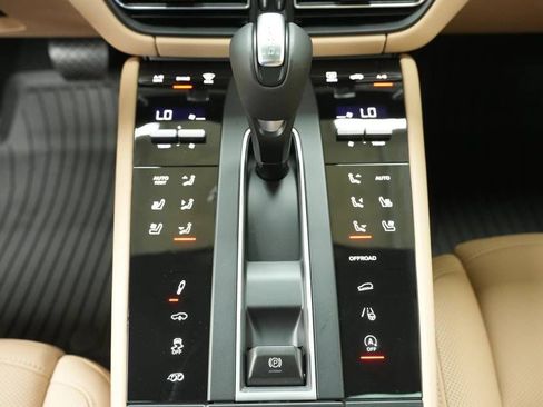 New 2026 Porsche Macan S AWD/4WD image 23