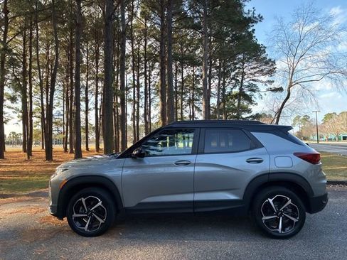 Used 2023 Chevrolet TrailBlazer RS image 7