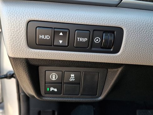 Used 2020 Honda Accord Touring image 23